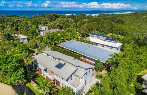 New Brighton Apartamento | New Brighton Beach House - walk to beach