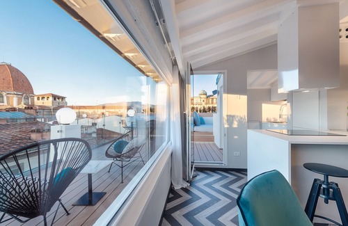 Duomo Apartamento | NUEVA suite BSL Boutique con increíble vista a la terraza, perfecta para LUNA DE MIEL y FAMILIA