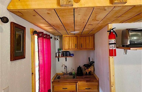 Custer Cabina | NEW! Buffalo Dreams Cabin at Dakota Dream B&B