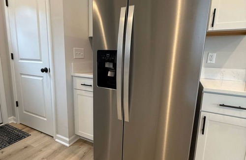 High Point Casa | New Build! Close to HPU & Furniture Market