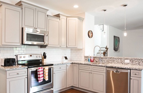 Woodbine Casa | New-Build Nashville House Near Downtown, Airport, Shopping & Zoo