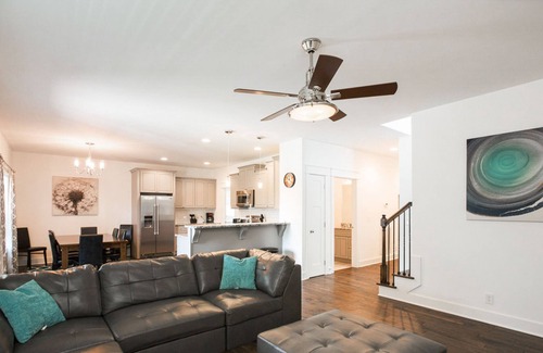 Woodbine Casa | New-Build Nashville House Near Downtown, Airport, Shopping & Zoo