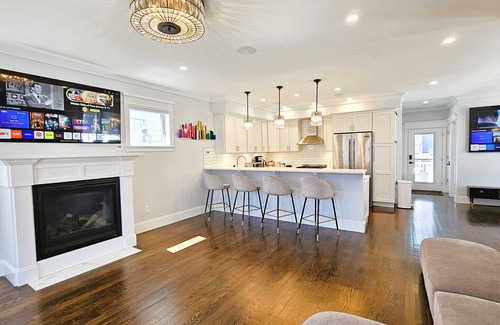 Boston Casa | New Built XL Modern House Near Tenean Beach,UMass Boston,Highway. With EVCharger
