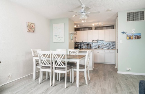 Green Cay Plantation Condominio | New centrally located 2BR/2BA condo gated community with 2 pools & pickleball!