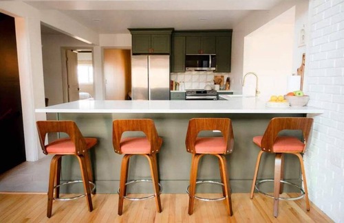 New Paltz Casa | NEW: Chalet Getaway, 5 min to Main St