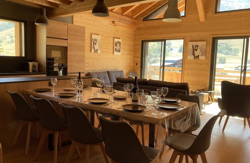 Les Deux Alpes Chalet De Esquí | New chalet in the center of town | 200m from the slopes