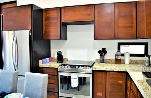 Pedregal Condominio | New & charming Condo 7 min to CSL Downtown