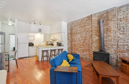 Soulard Apartamento | NEW! Charming Soulard Retreat with Historic Character