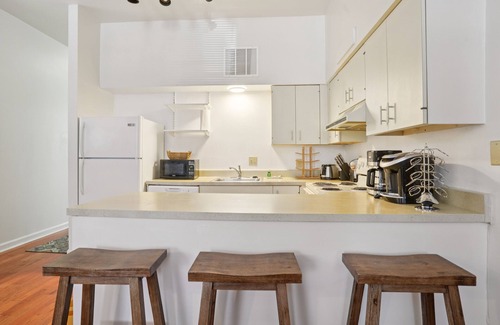 Soulard Apartamento | NEW! Charming Soulard Retreat with Historic Character