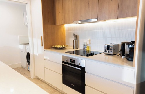 Albion Condominio | New City Condo with Brisbane River Panoramic View