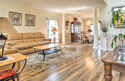 Poinciana Casa | NEW! Classy Kissimmee House w/ Fire Pit + Lanai!