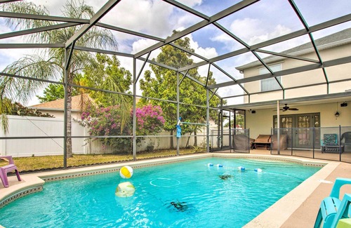 Poinciana Casa | NEW! Classy Kissimmee House w/ Fire Pit + Lanai!