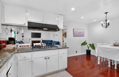 Sea View Estates Casa | NEW! Coastal Escape with Private Mini Golf