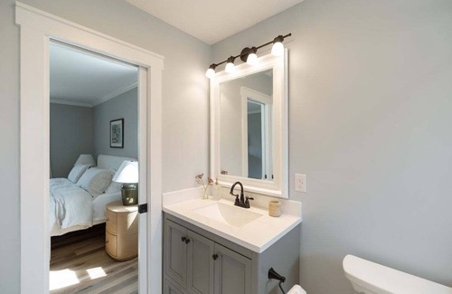 Green Meadow Casa | New! Coastal Ranch with Pool and Sauna!