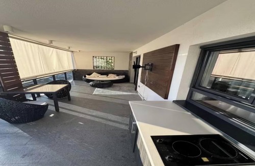 Zlatibor Apartamento | Apartamento nuevo, totalmente equipado con Spa, piscina cubierta y plaza de park