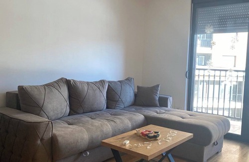 Zlatibor Apartamento | Apartamento nuevo, totalmente equipado con Spa, piscina cubierta y plaza de park