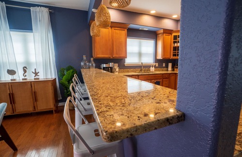 Northeast Virginia Beach Condominio | New! Condo centrally located in ViBe district