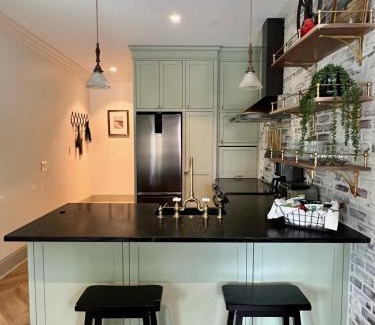 Metropolitan Casa | New Construction Cottage in Downtown Savannah Arts District