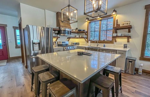 Swanton Casa | New Construction Lakefront Home with Private Dock, Fire Pit, Hot Tub