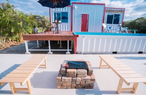 Ishigaki Casa | New construction ☆ Long-term stay ☆ Nature experience ☆ Private pool ☆ Private beach ☆ Enjoy Ishigaki Island! BBQ equipment is perfect