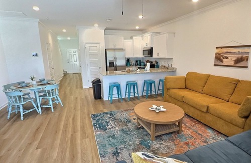 Orange Beach Casa | New Construction - Sandy Feet Retreat at Lost Bay Townhomes — Orange Beach