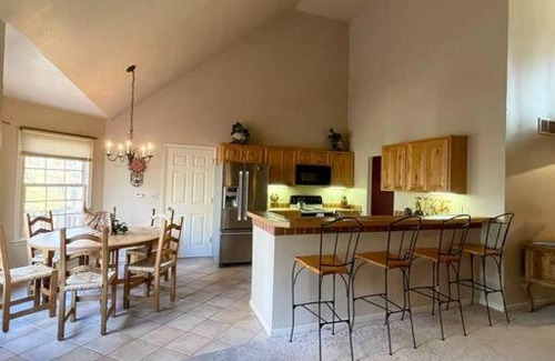 Lake Harmony Chalet De Esquí | NEW Contemporary Chalet 5 Bed/3 Bath in Split Rock