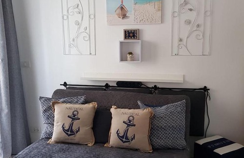 Navodari Apartamento | New cosy 1BR ap, 3 min walk to Eros beach Navodari