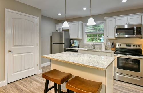 Maynardville Cabaña | New Cottage @ Hickory Star Marina+Boat Slip on Norris Lake