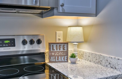 Maynardville Cabaña | New Cottage @ Hickory Star Marina+Boat Slip on Norris Lake