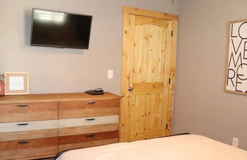 Gatlinburg - Pigeon Forge Cabaña | New Cottage