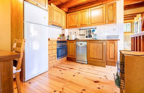 Latour-de-Carol Apartamento | NEW! Countryside Retreat & Pyrénées Mountain Views