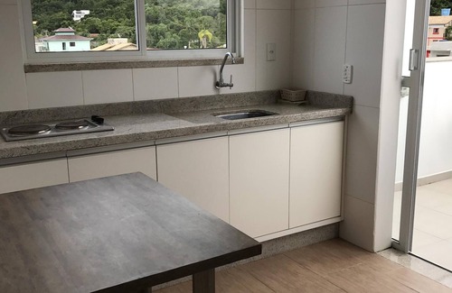 Centro Apartamento | NUEVA COBERTURA CON SPA EN BOMBINHAS
