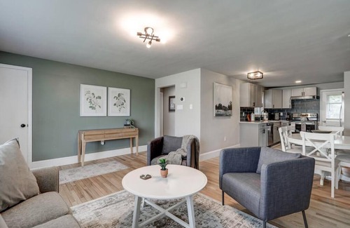 Witmer Casa | New cozy home near Outlets & Amish Country