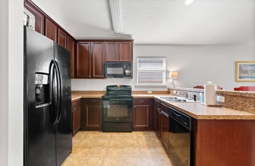 Northside Casa | NEW! Cozy home w fire pit, minutes from airport! Foosball table & so much more!