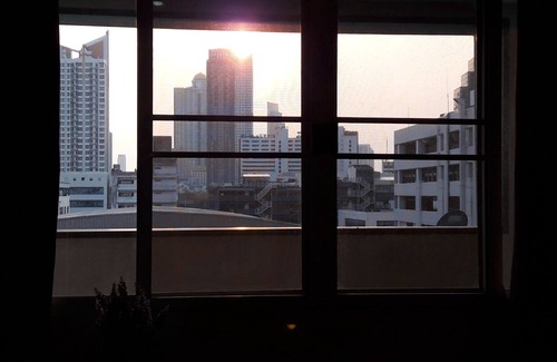 Thung Maha Mek Apartamento | NEW! Cozy Condo w/ Panoramic City&Pool view near MRT&BTS Silom, Enjoy Large Pool