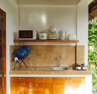 Catangnan Apartamento | New cozy villa wide garden,starLink wiFi GenSet