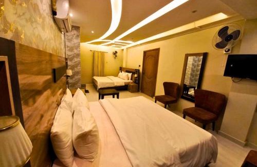 F-7 Sector Hotel | New Crown Palace Hotel