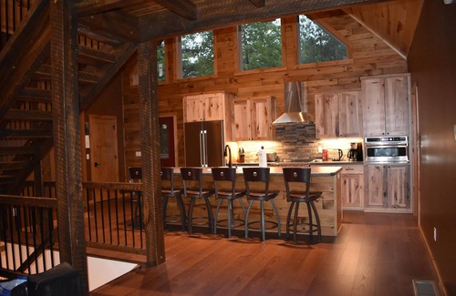Conover Casa | New Custom Built 5 BR, 3.5 Bath Home on Upper Buckatabon Near Eagle River