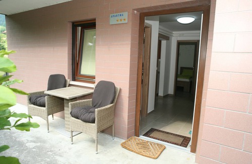 Cerkno Apartamento | Nuevo lindo apartamento en un entorno verde