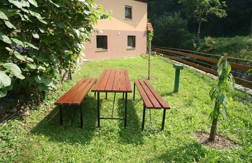 Cerkno Apartamento | Nuevo lindo apartamento en un entorno verde