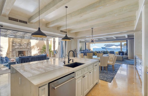 El Medano Ejidal Casa | PRECIOS DE VERANO AHORA - Impresionante villa frente al mar en el Hacienda Beach Club