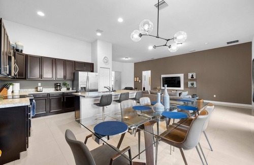 Tamiami Casa | New Designer Home In The Heart Of Miami