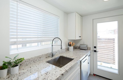 Cayucos Apartamento | New Downtown Location!