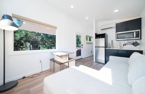 Madras Casa | NEW! Eagles Landing Tiny Home B02 - Hot Tub