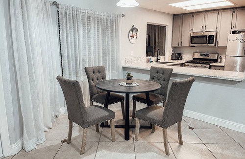 North Highlands Casa | NEW Entire beautiful 2 bedroom house