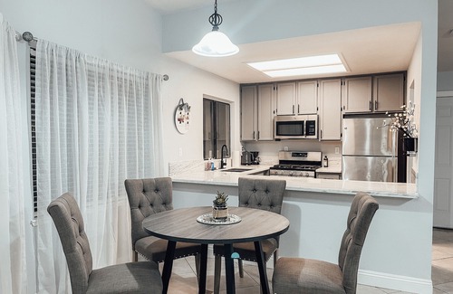 North Highlands Casa | NEW Entire beautiful 2 bedroom house