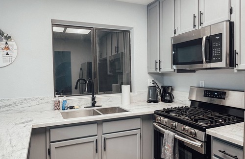 North Highlands Casa | NEW Entire beautiful 2 bedroom house