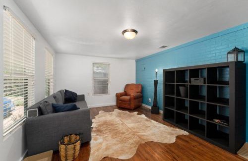 Dunbar Casa | New! Entire House, 5 Minutes from downtown