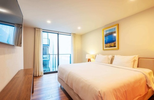 Coyoacan Condominio | NEW Equipped Condo w/GYM & Roof