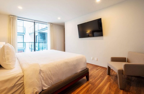 Coyoacan Condominio | NEW Equipped Condo w/GYM & Roof
